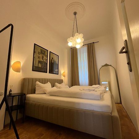 Apartma Aida 1908 Karlovy Vary Exterior foto